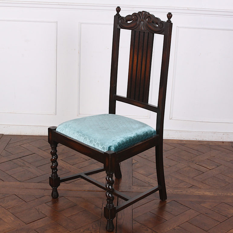 Set of Six English Solid Oak Arts and Crafts Dining Chairs C.1910 C-KR